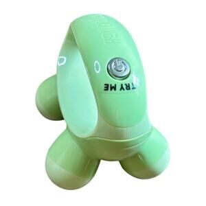 HoMedics Quatro Mini Handheld Massager Battery Operated Portable Green Hand Grip